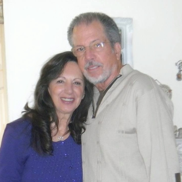 Meet your Posher, Sharon - Picture 1 of 1